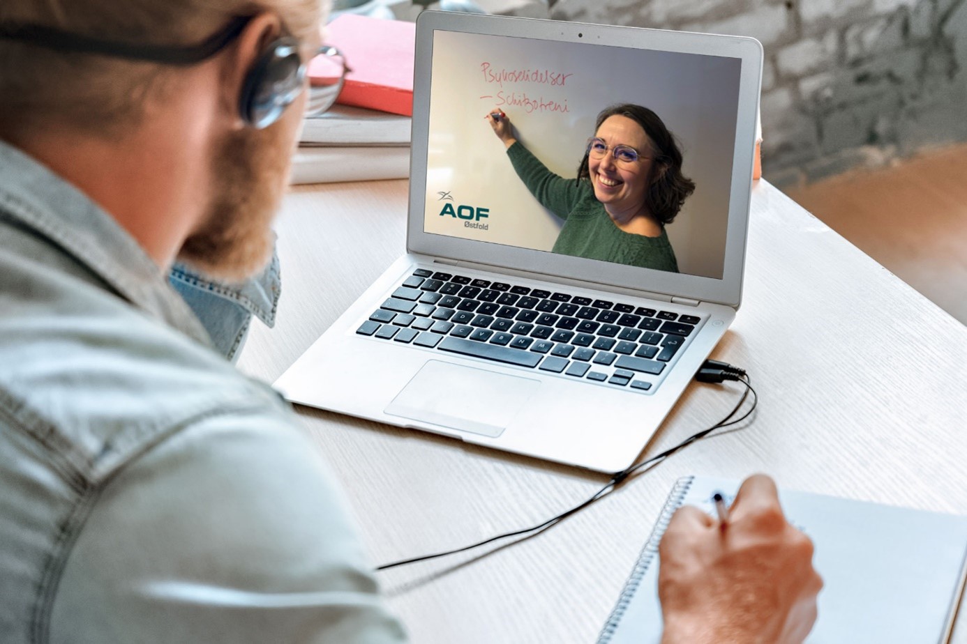 Lær mer om det du interesserer deg for – ta høyere yrkesfaglig utdanning!